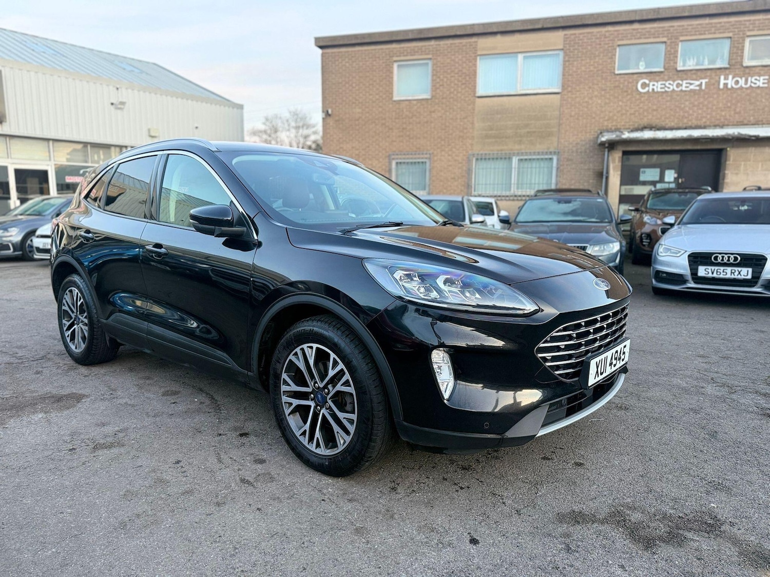 Used Ford Kuga 2021 for sale - 76942351: Photo 2