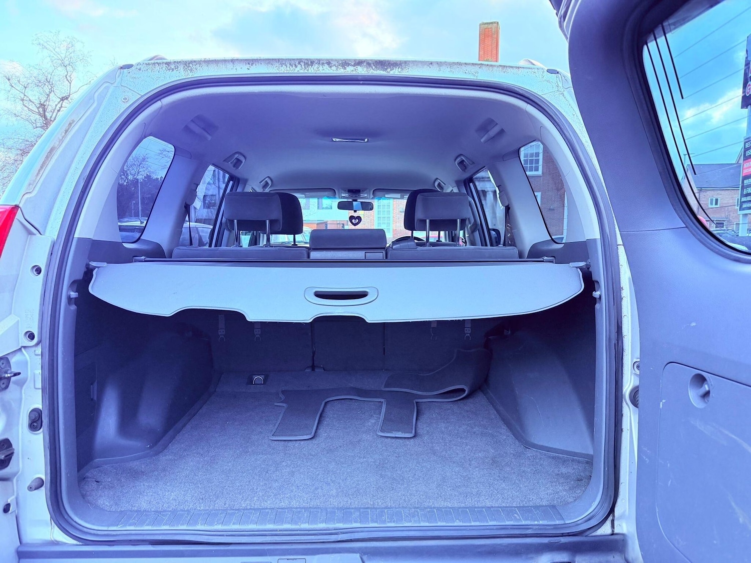 Used Toyota Land Cruiser 2010 for sale - 77710075: Photo 47