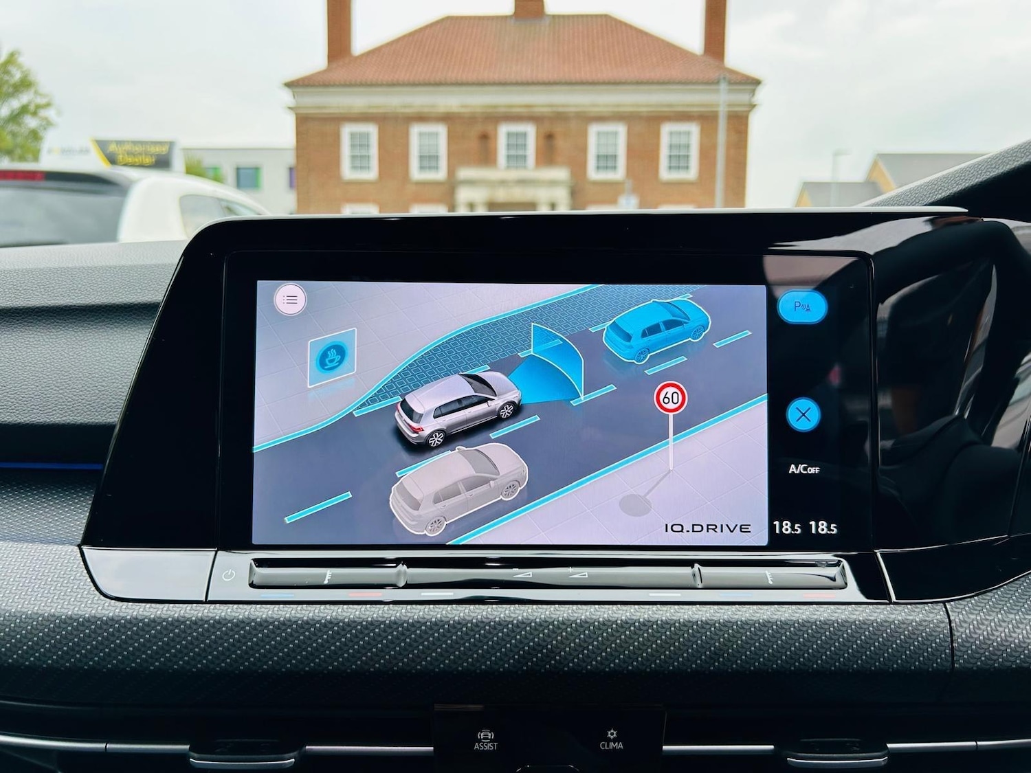 Used Volkswagen Golf 2023 for sale - 77330336: Photo 53