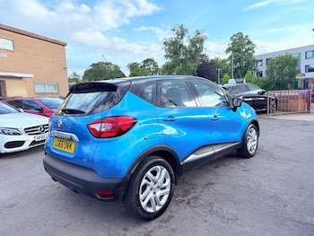 Used Renault Captur 2015 for sale - 75658552: Photo