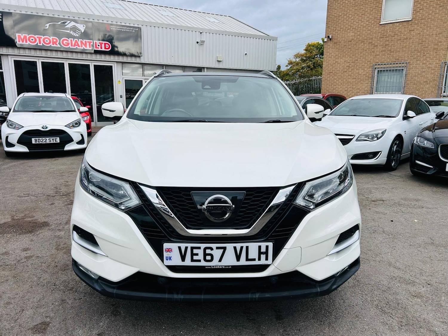 Used Nissan Qashqai 2018 for sale - 76174752: Photo 3