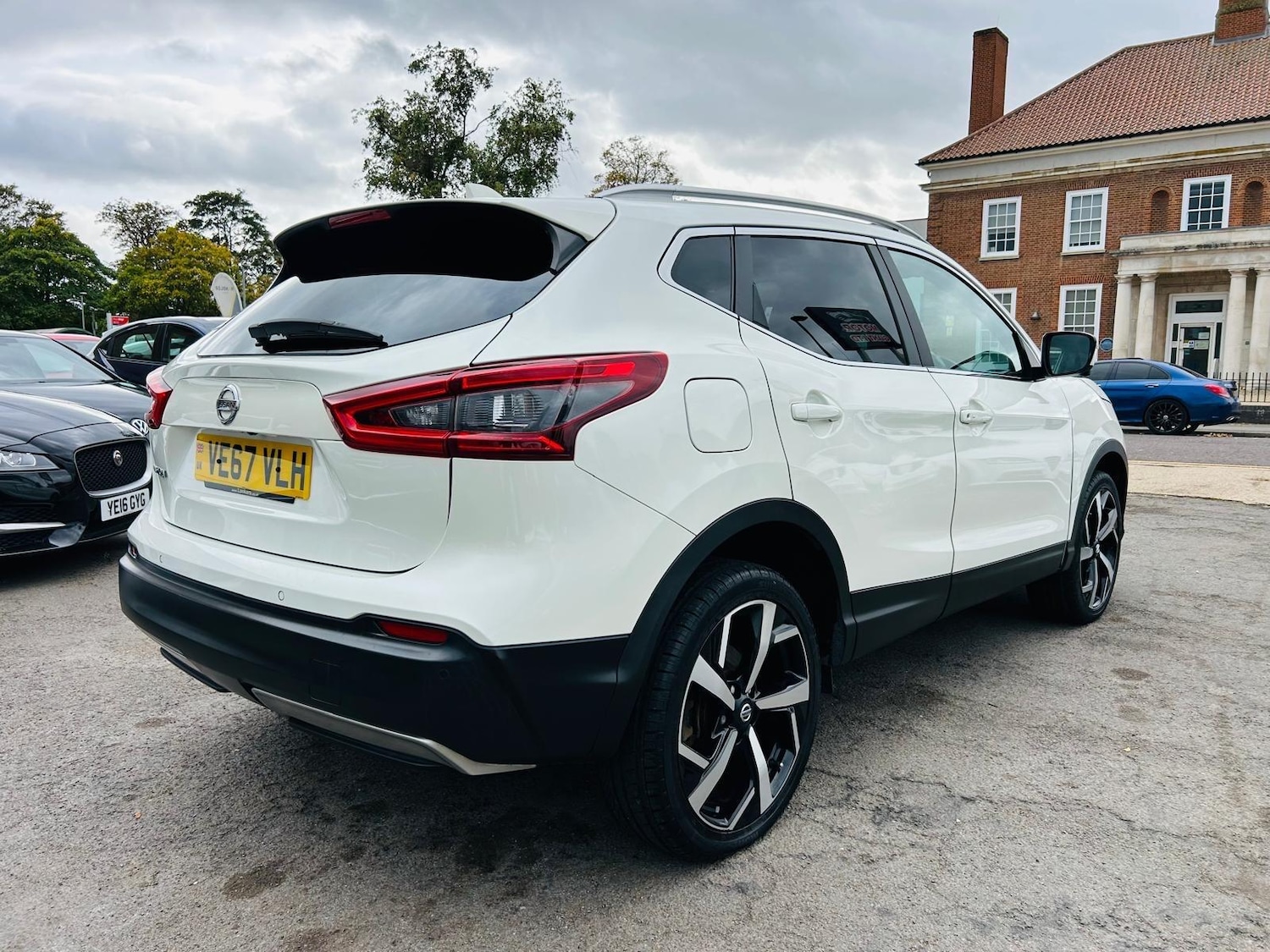 Used Nissan Qashqai 2018 for sale - 76174752: Photo 5
