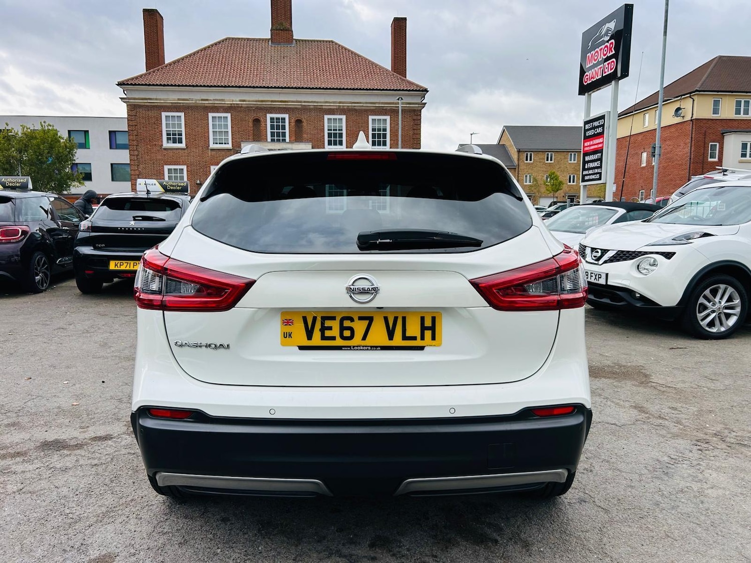 Used Nissan Qashqai 2018 for sale - 76174752: Photo 6