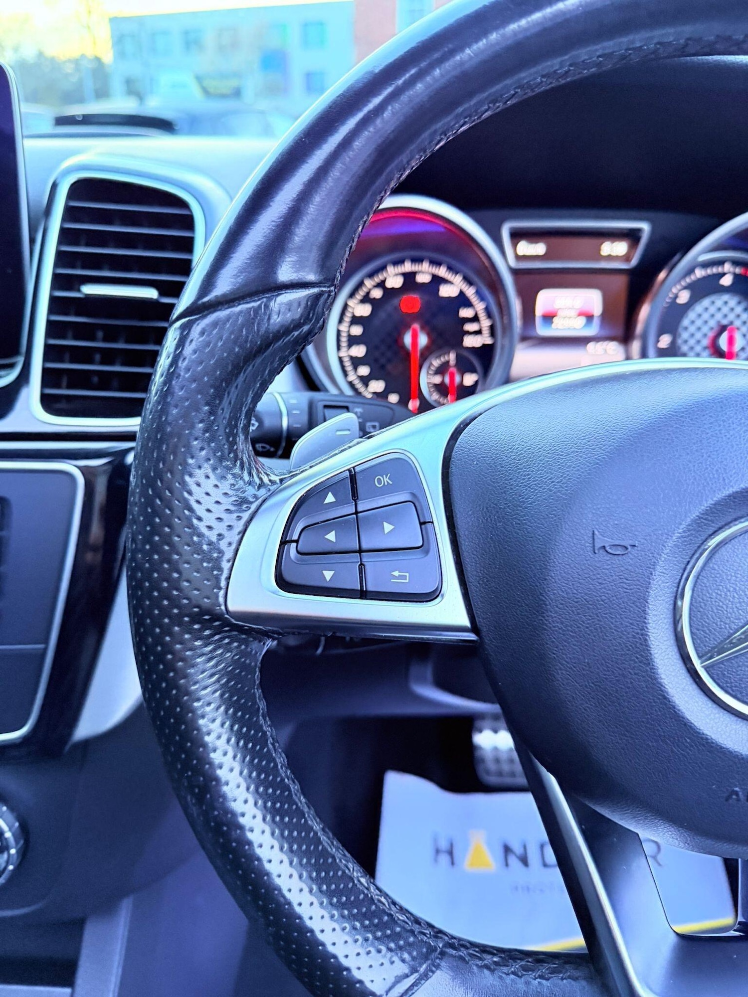 Used Mercedes-Benz GLE 2017 for sale - 77029118: Photo 35