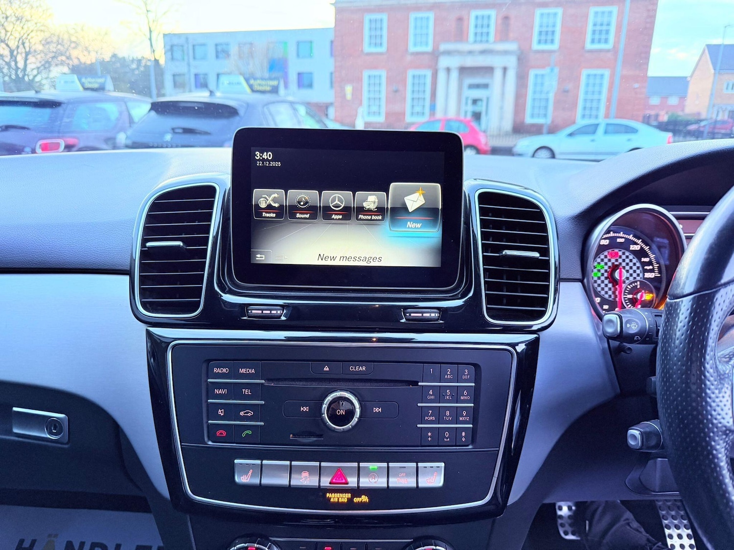 Used Mercedes-Benz GLE 2017 for sale - 77029118: Photo 41