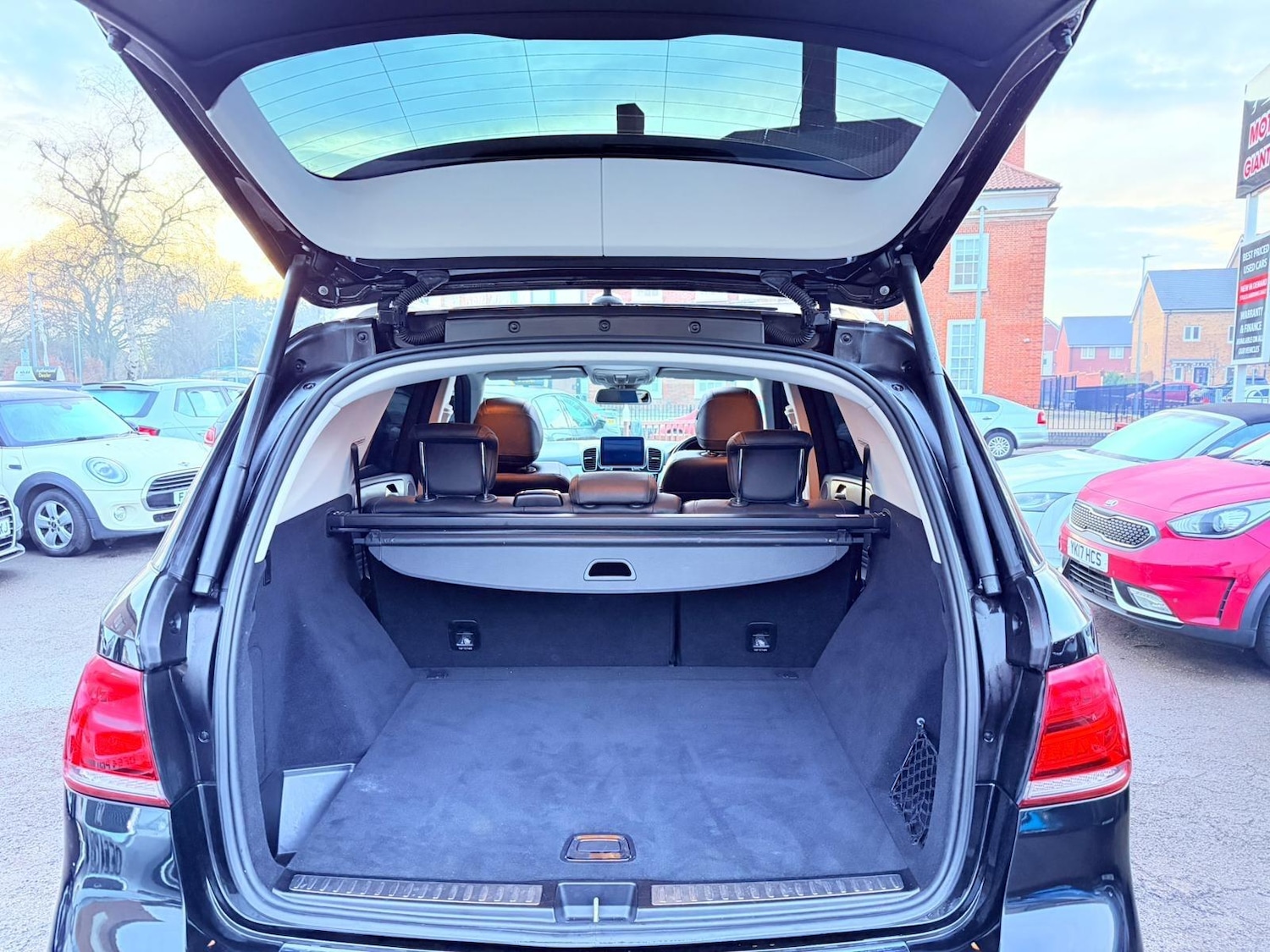 Used Mercedes-Benz GLE 2017 for sale - 77029118: Photo 63