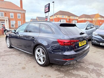 Used Audi A4 Avant 2017 for sale - 76433002: Photo