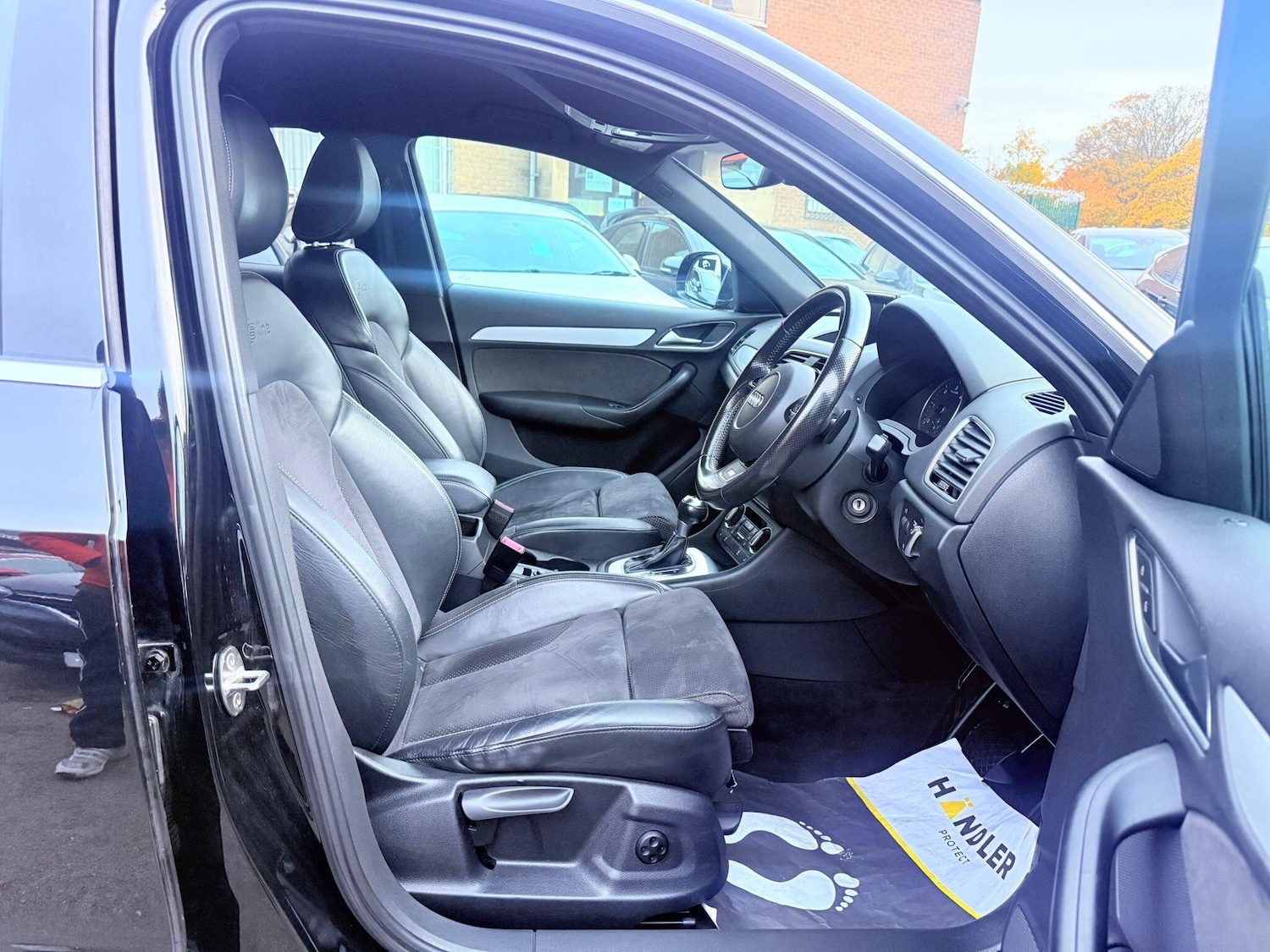 Used Audi Q3 2016 for sale - 76425163: Photo 32