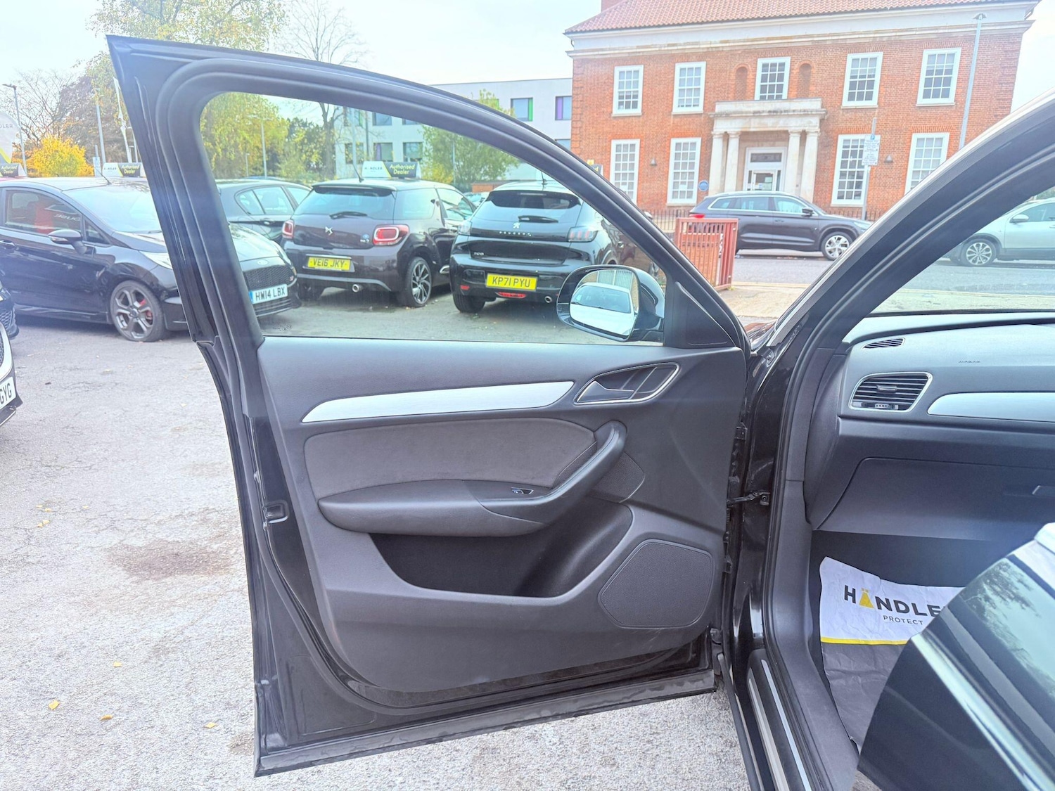 Used Audi Q3 2016 for sale - 76425163: Photo 50