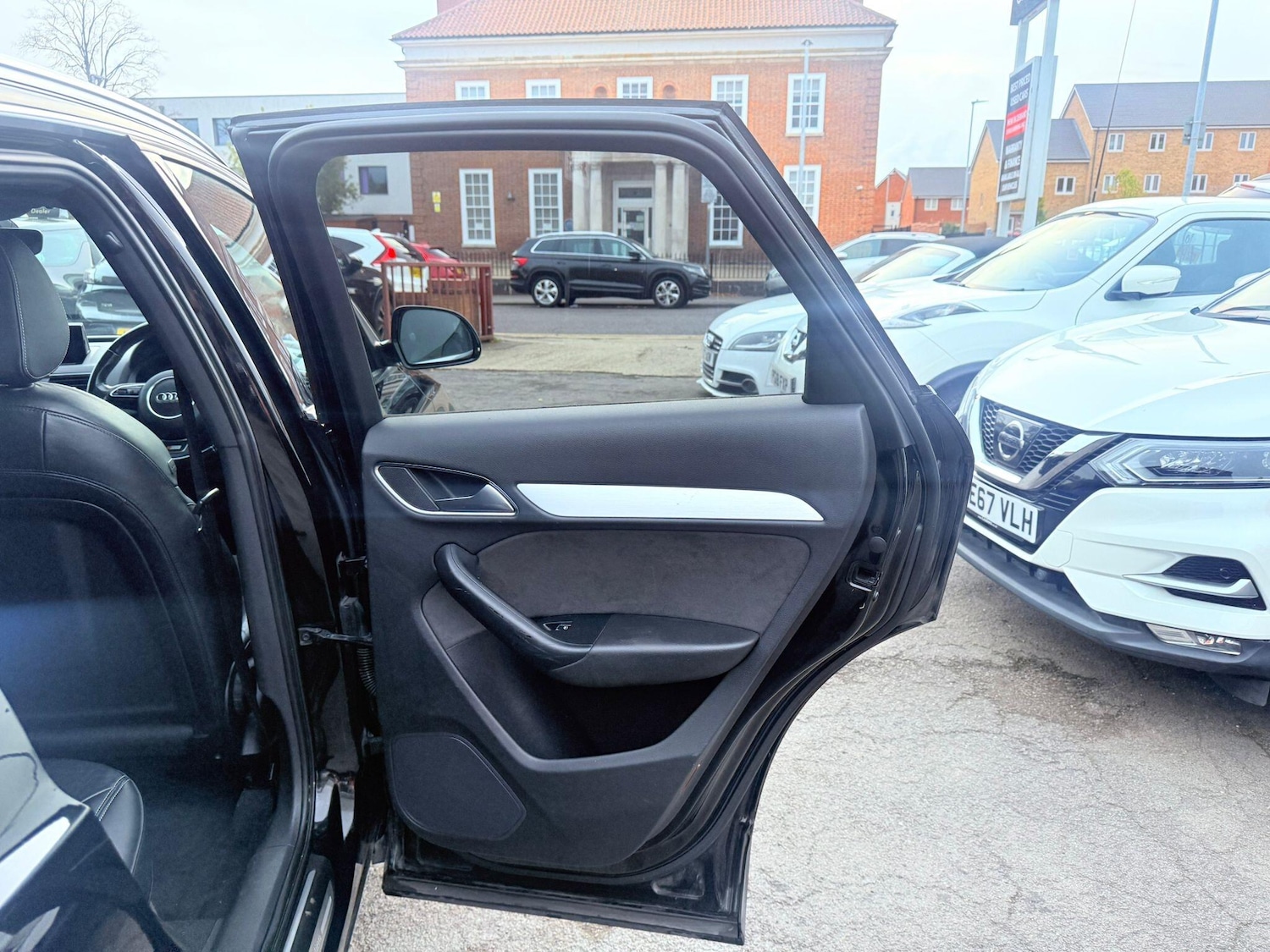 Used Audi Q3 2016 for sale - 76425163: Photo 53