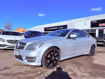 Used Mercedes-Benz C Class 2013 for sale - 77559438: Photo