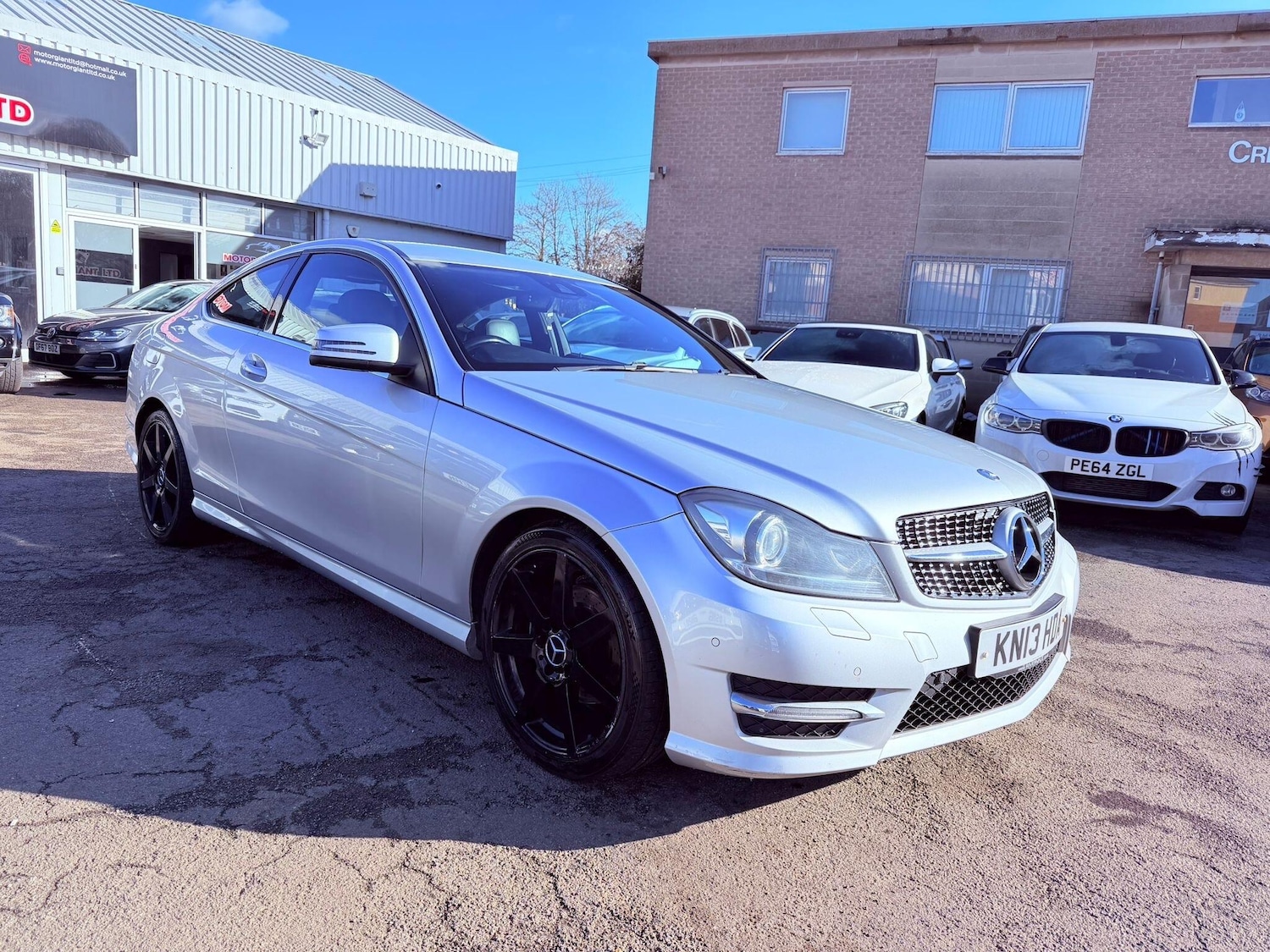 Used Mercedes-Benz C Class 2013 for sale - 77559438: Photo 2