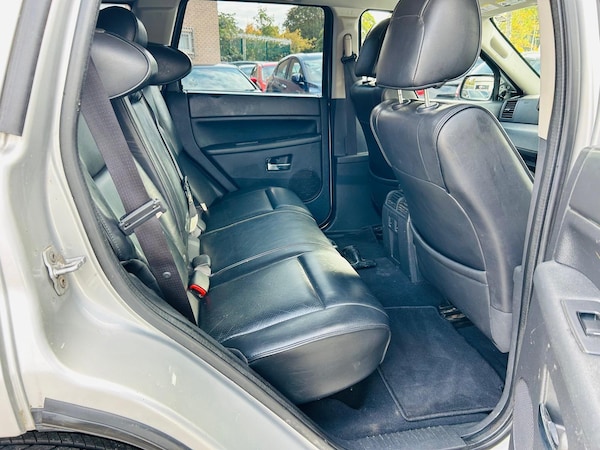 Used Jeep Grand Cherokee 2010 for sale - 76239567: Photo 29
