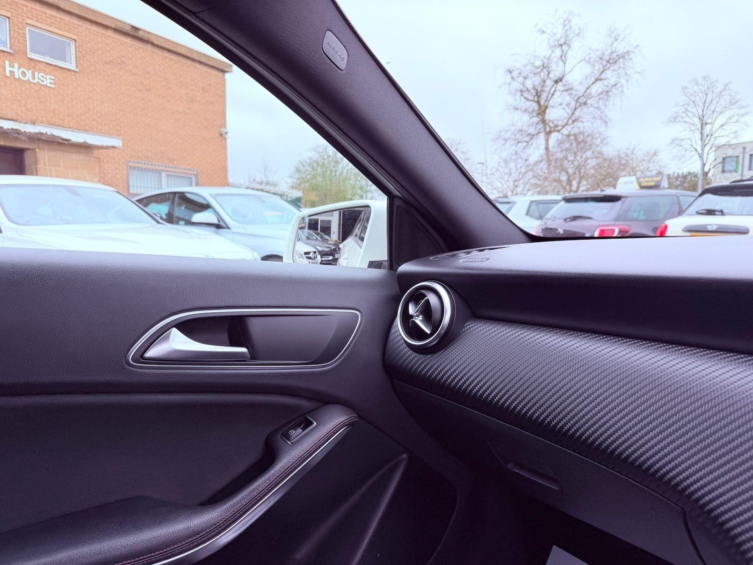 Used Mercedes-Benz A-Class 2016 for sale - 77559582: Photo 39