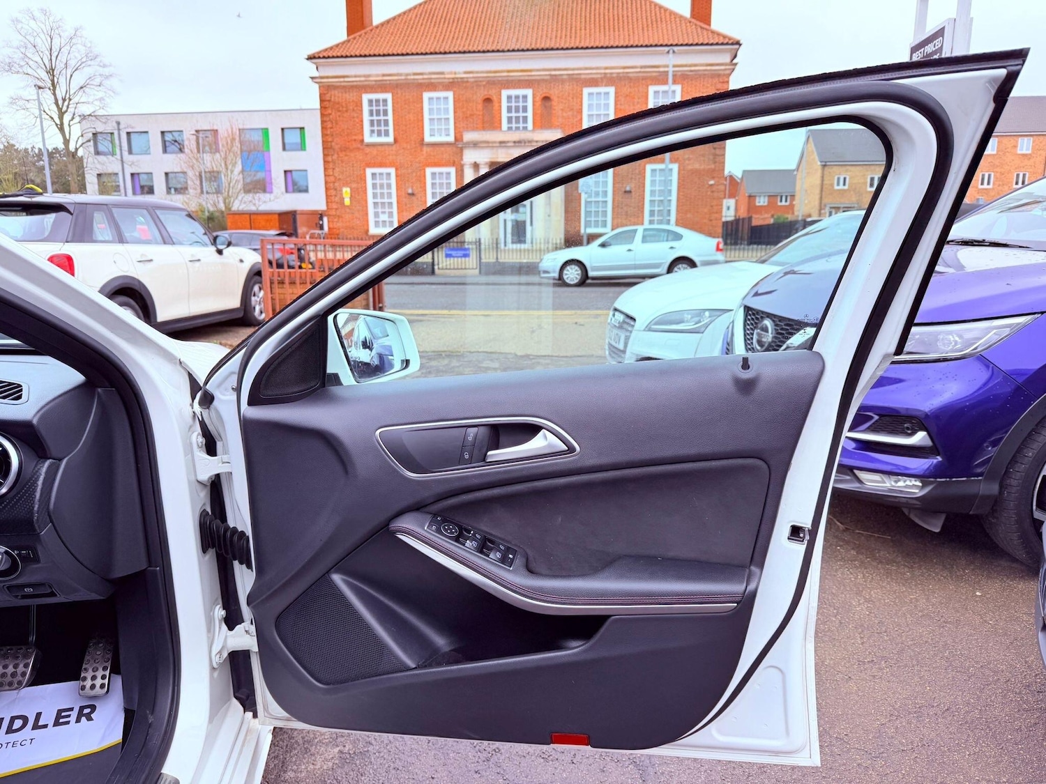 Used Mercedes-Benz A-Class 2016 for sale - 77559582: Photo 42