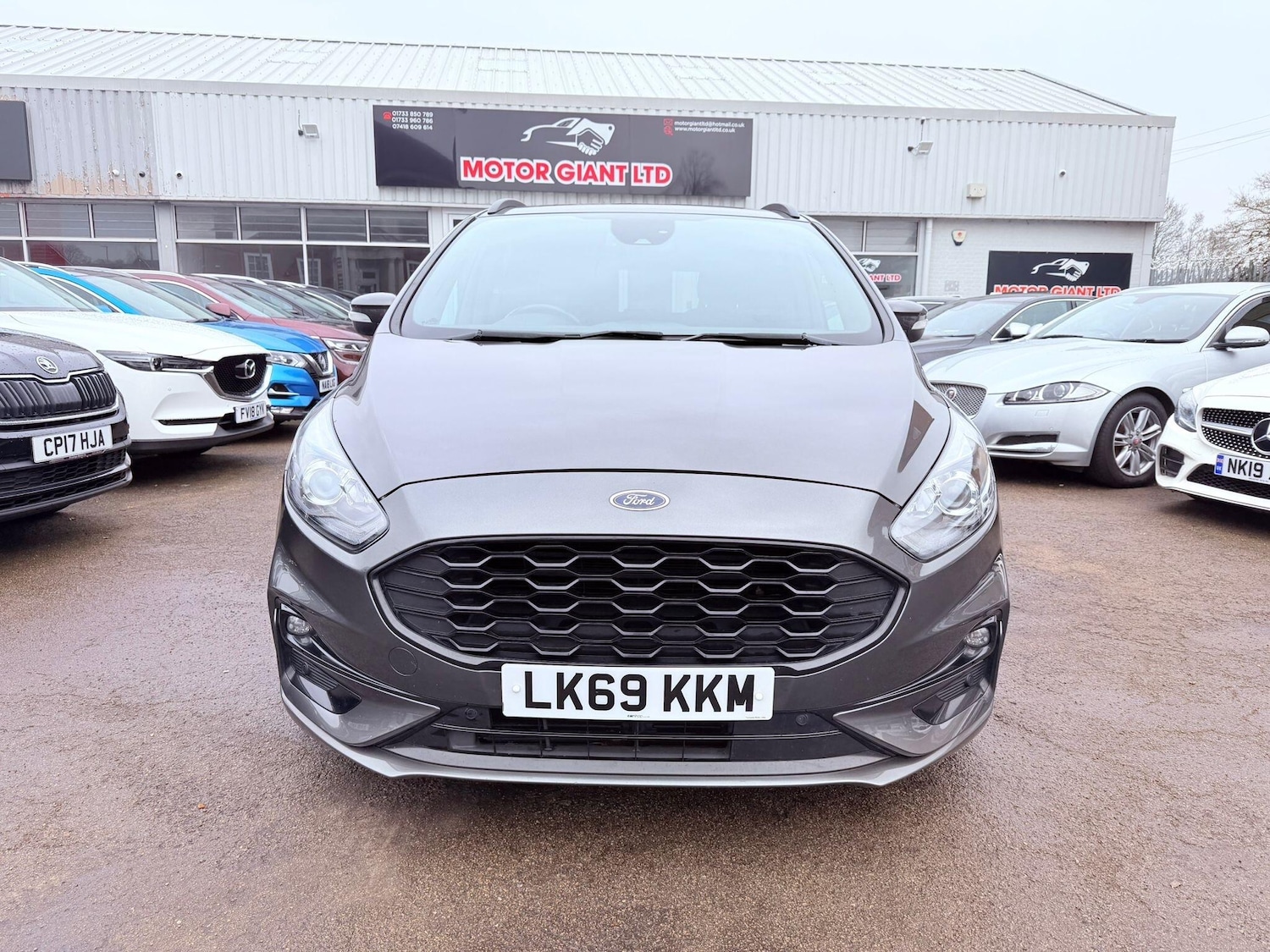 Used Ford S-Max 2019 for sale - 77242349: Photo 3