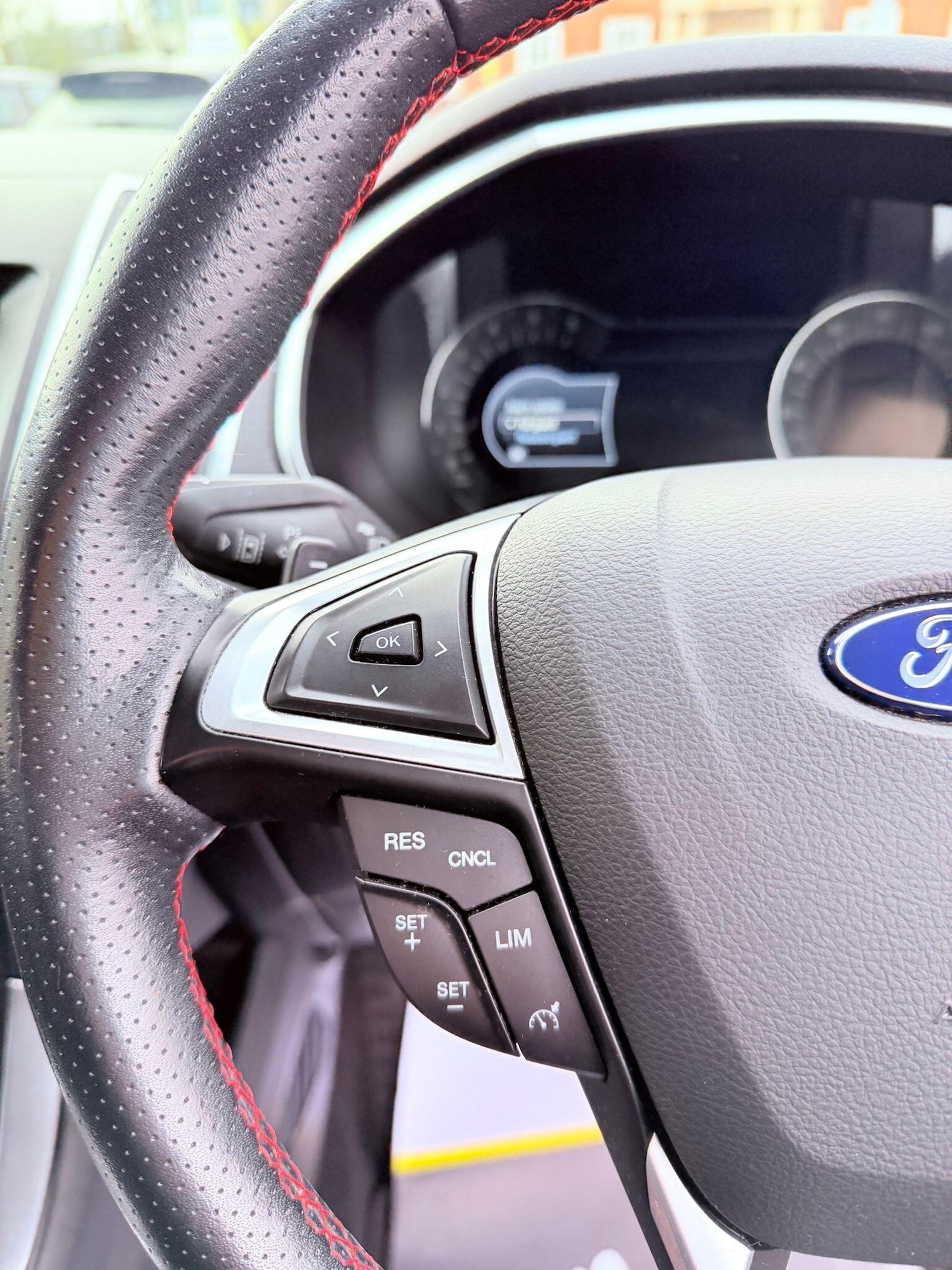 Used Ford S-Max 2019 for sale - 77242349: Photo 33