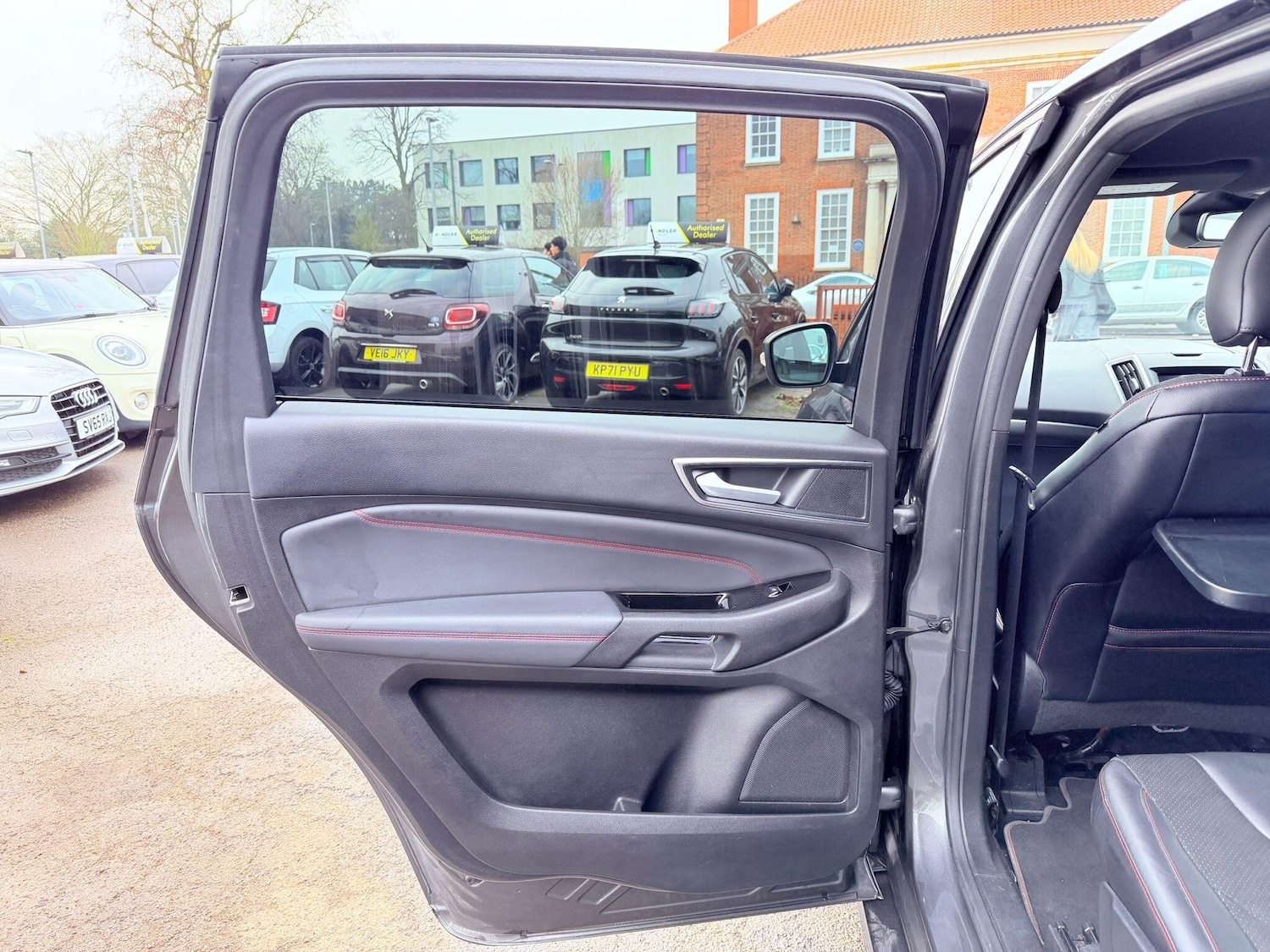 Used Ford S-Max 2019 for sale - 77242349: Photo 53