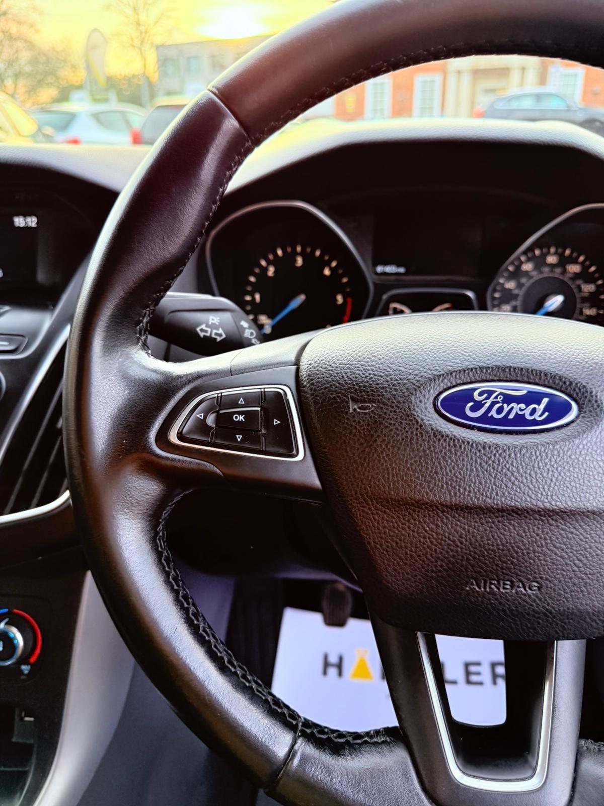 Used Ford Focus 2015 for sale - 76432368: Photo 27