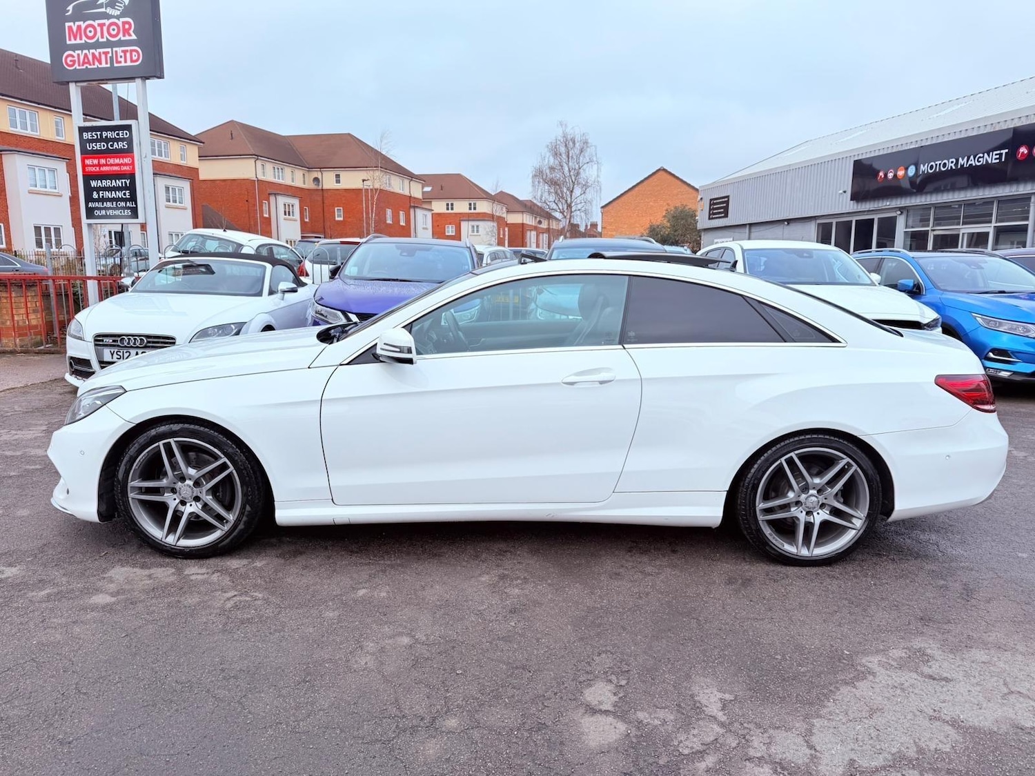 Used Mercedes-Benz E Class 2015 for sale - 77254768: Photo 24