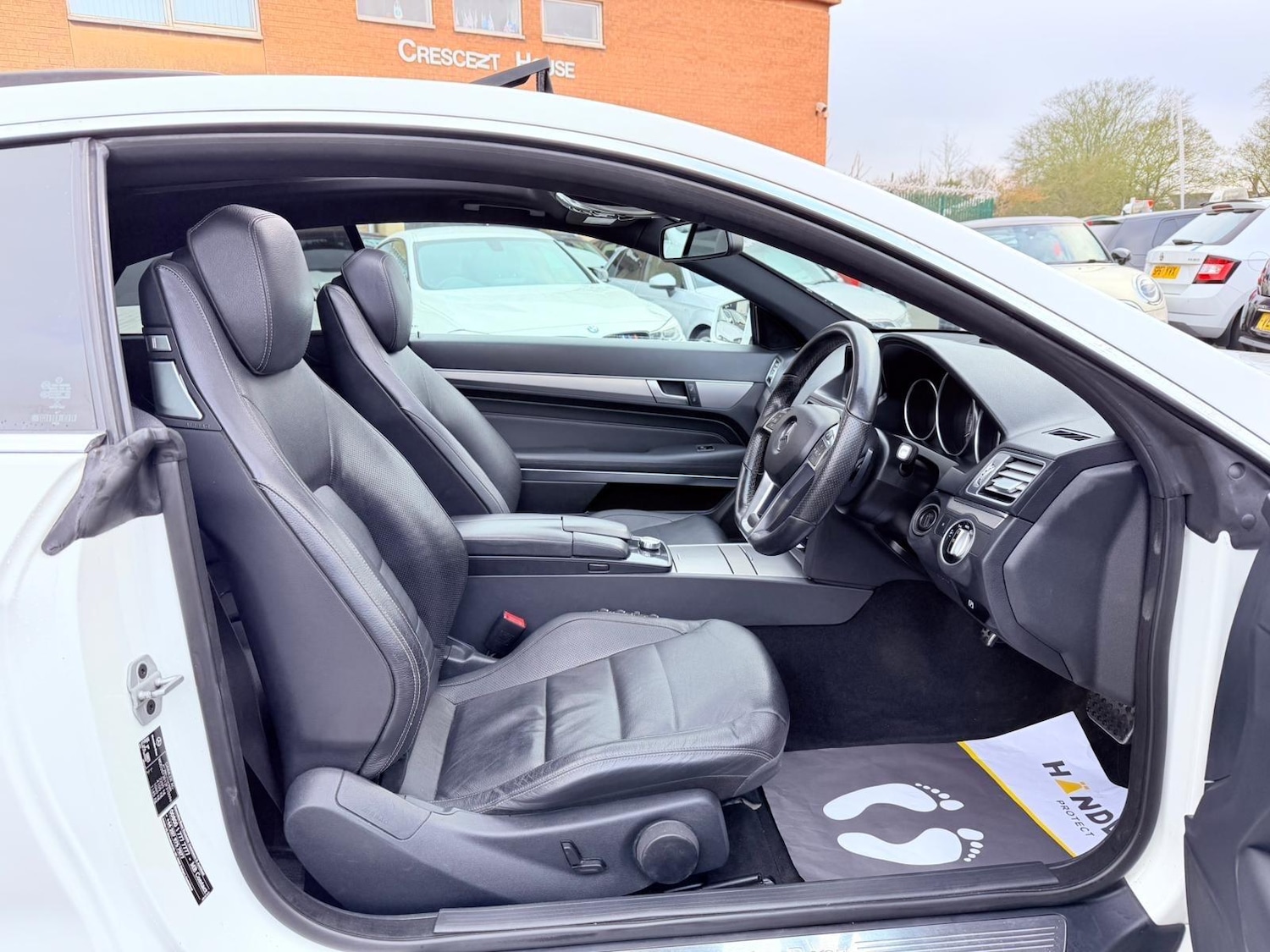 Used Mercedes-Benz E Class 2015 for sale - 77254768: Photo 25