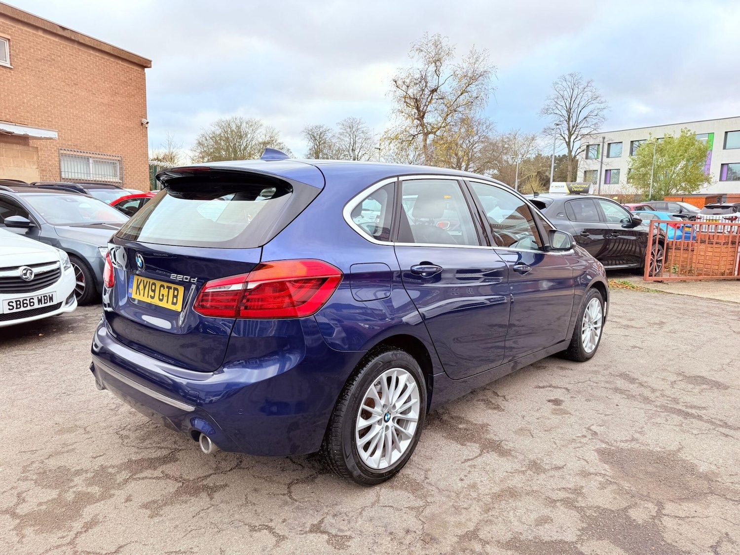 Used BMW 2 Series 2019 for sale - 76633863: Photo 4