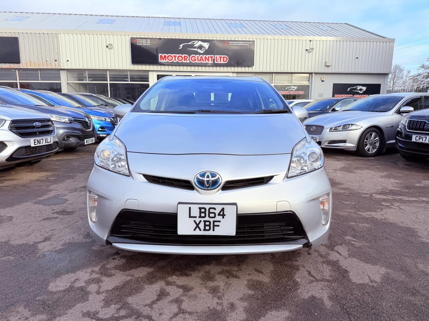 Used Toyota Prius 2020 for sale - 77074313: Photo 3