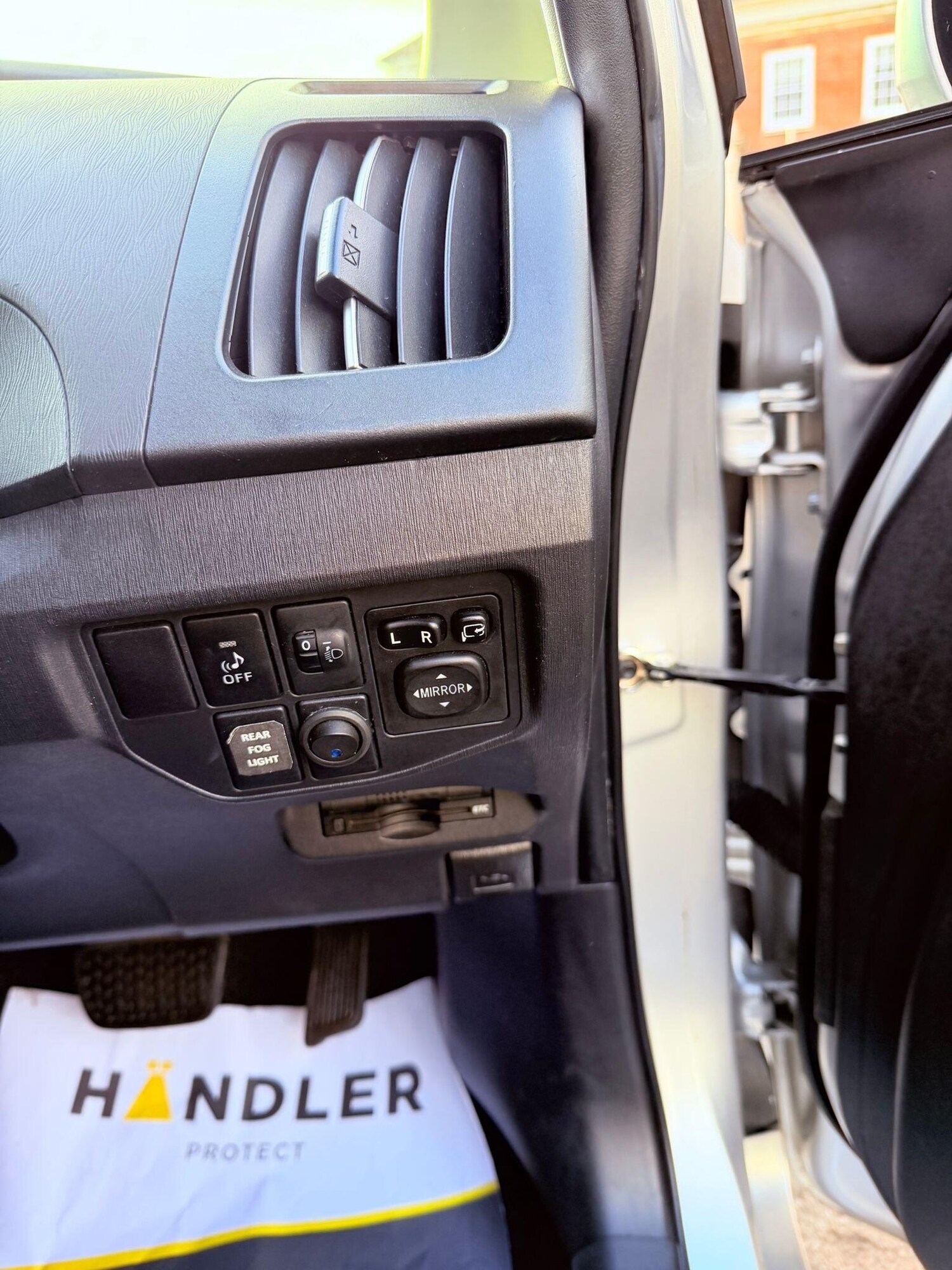 Used Toyota Prius 2020 for sale - 77074313: Photo 37