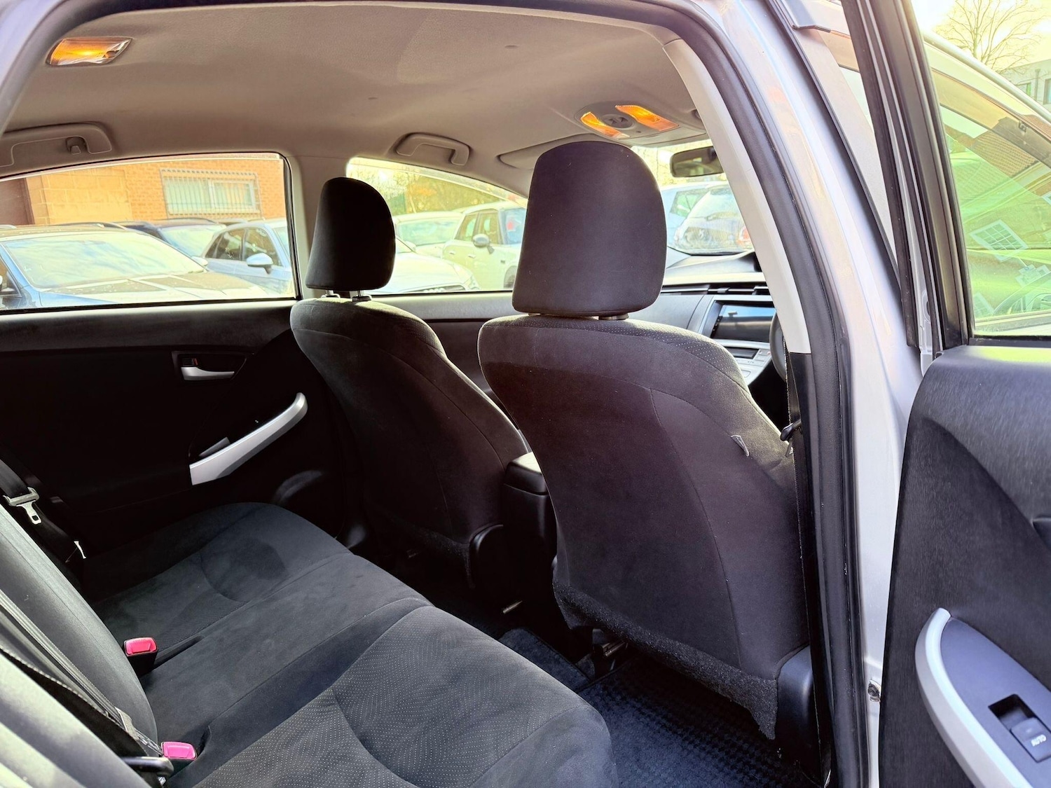 Used Toyota Prius 2020 for sale - 77074313: Photo 44