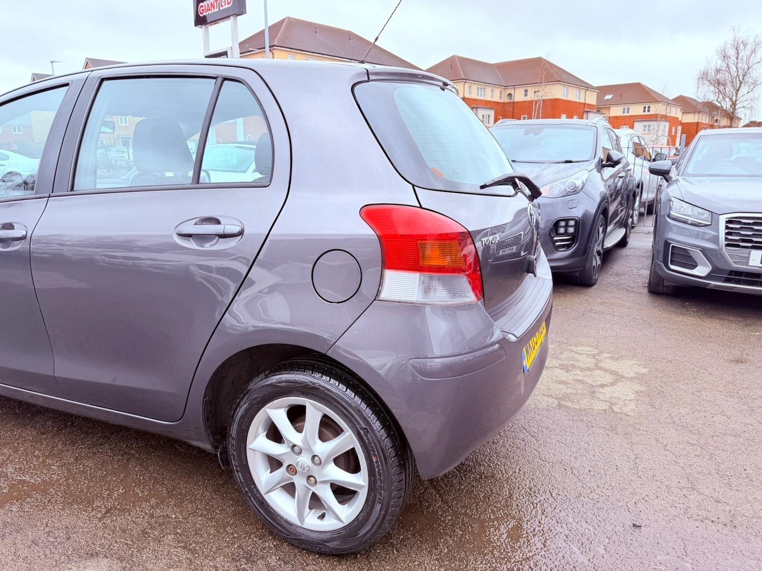 Used Toyota Yaris for sale - 77704703: Photo 13