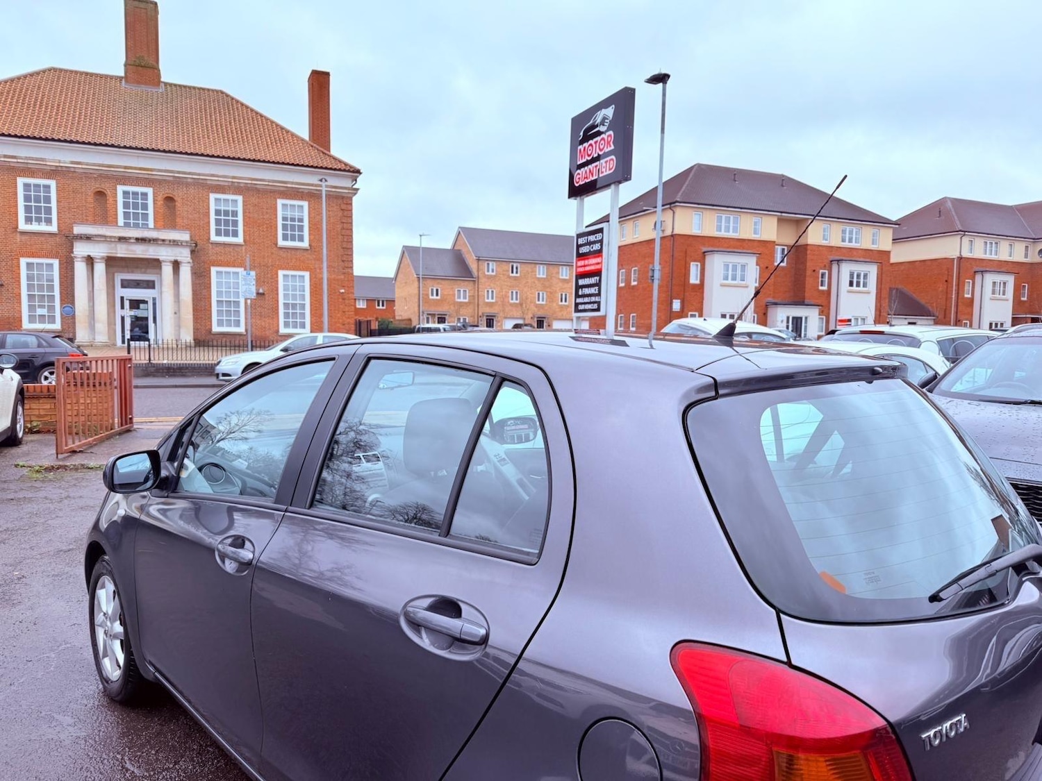 Used Toyota Yaris for sale - 77704703: Photo 16