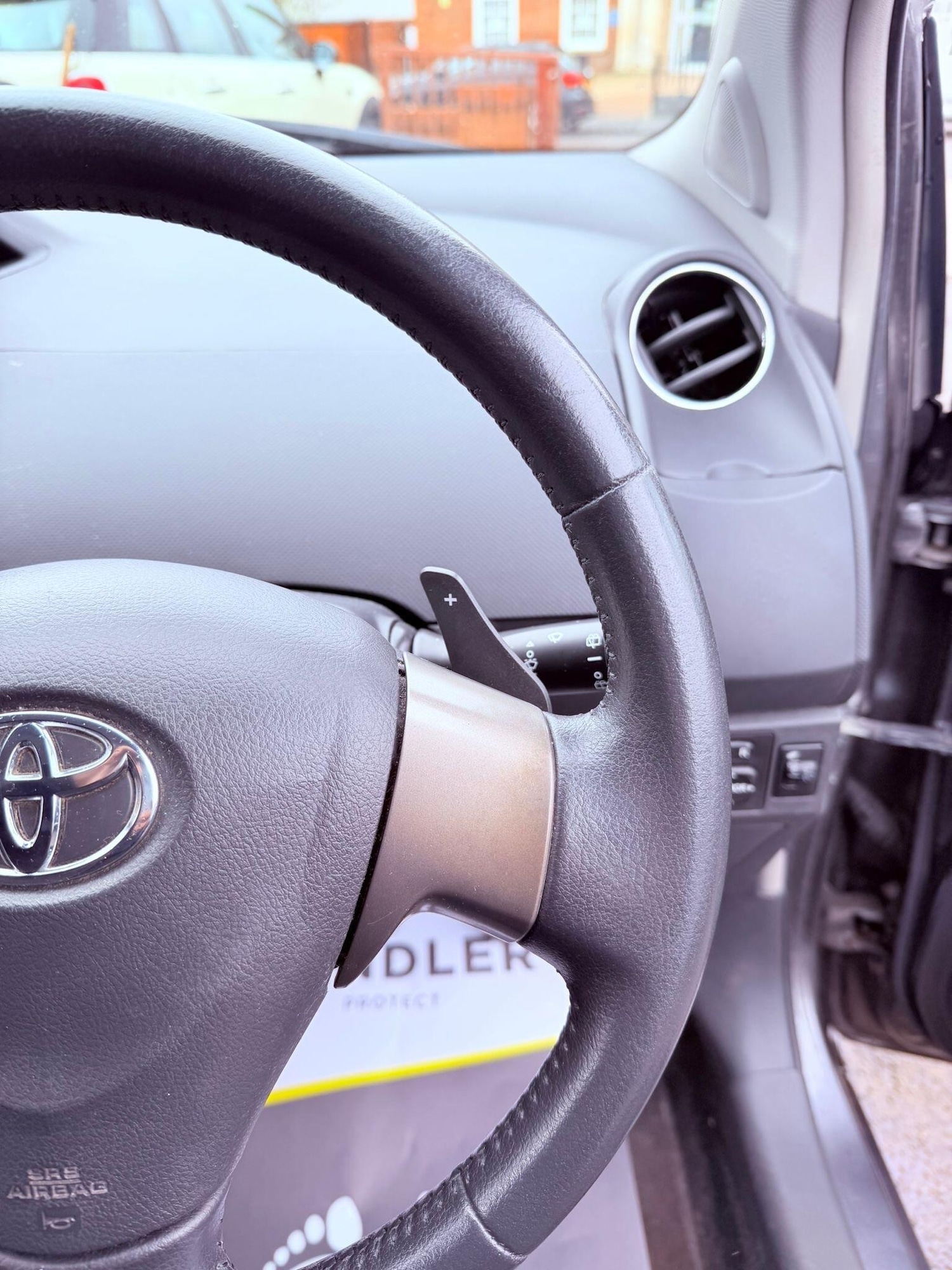 Used Toyota Yaris for sale - 77704703: Photo 26