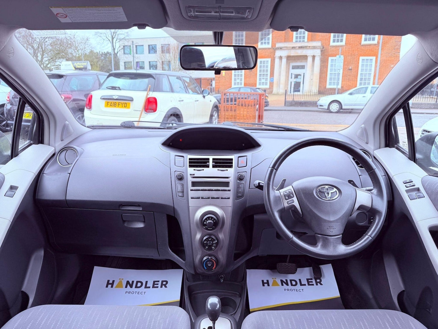 Used Toyota Yaris for sale - 77704703: Photo 31