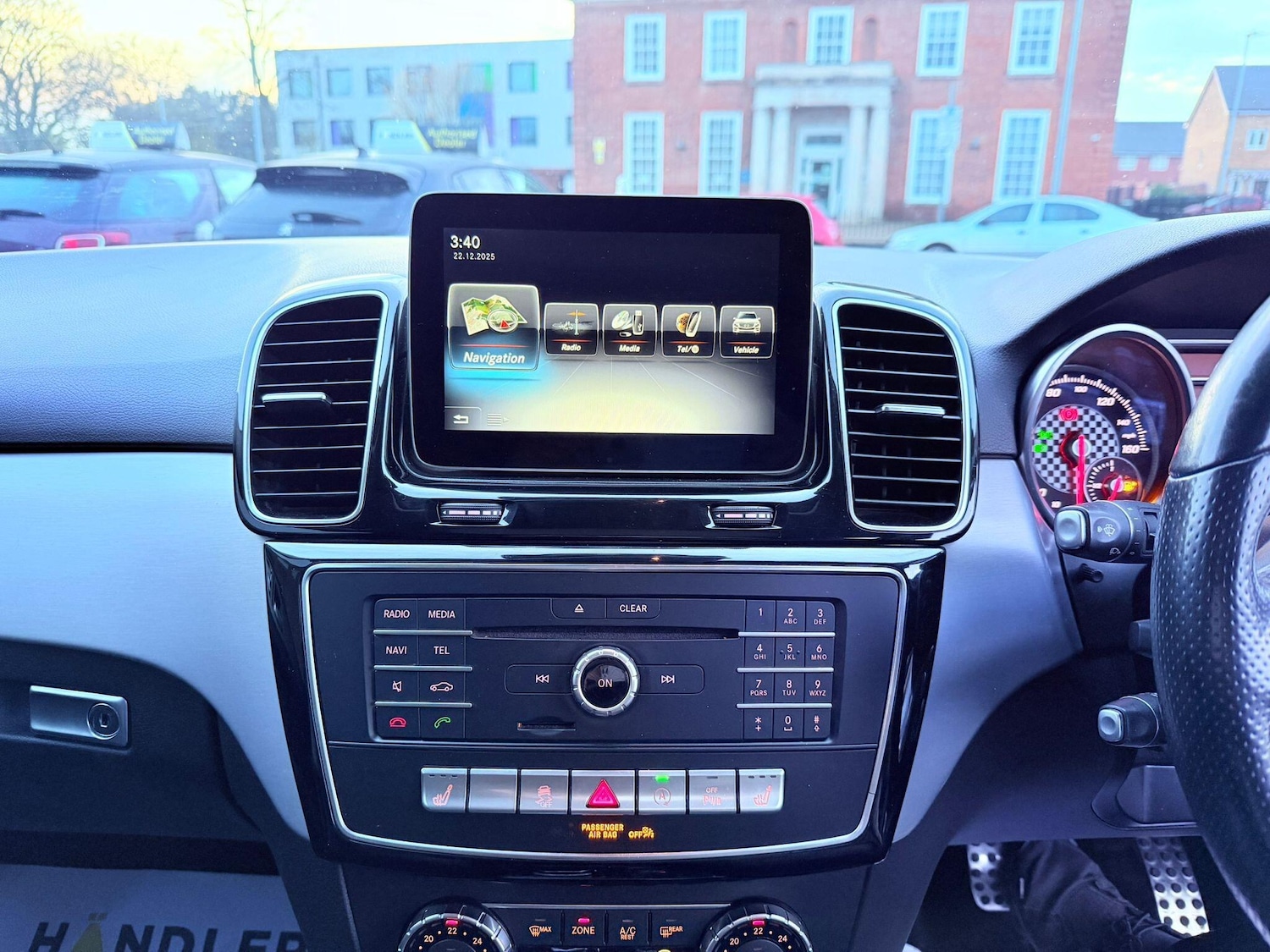 Used Mercedes-Benz GLE 2017 for sale - 77155352: Photo 40