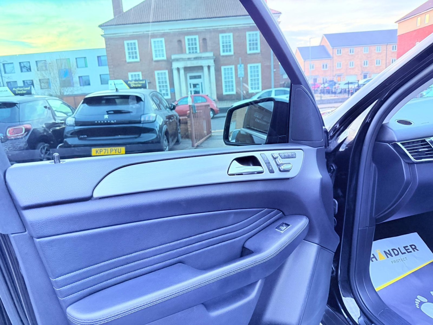 Used Mercedes-Benz GLE 2017 for sale - 77155352: Photo 53