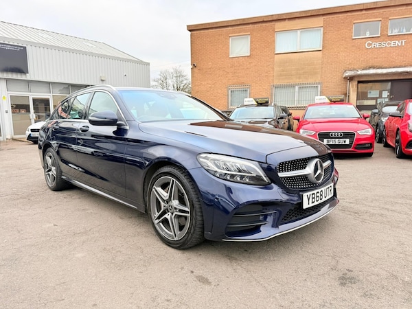 Used Mercedes-Benz C-Class 2018 for sale - 75658747: Photo 2
