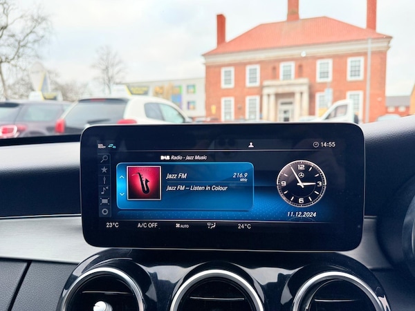 Used Mercedes-Benz C-Class 2018 for sale - 75658747: Photo 42