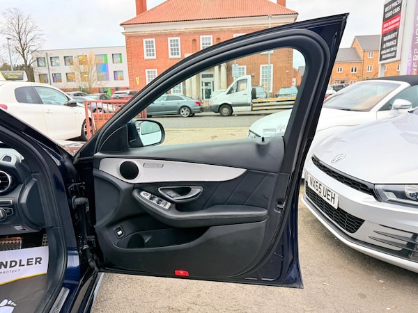 Used Mercedes-Benz C-Class 2018 for sale - 75658747: Photo 56
