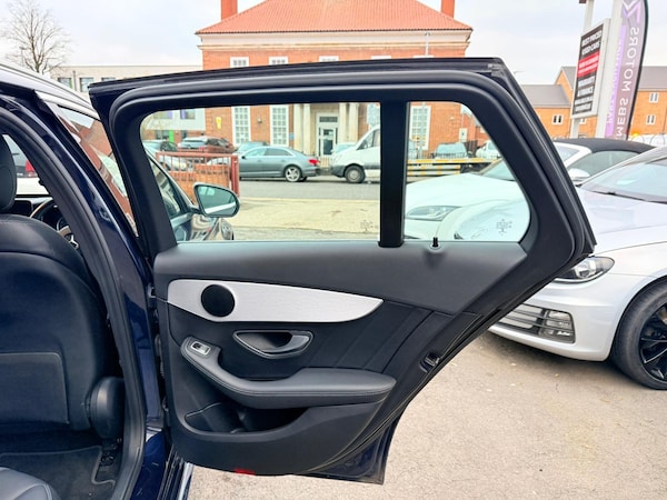 Used Mercedes-Benz C-Class 2018 for sale - 75658747: Photo 59