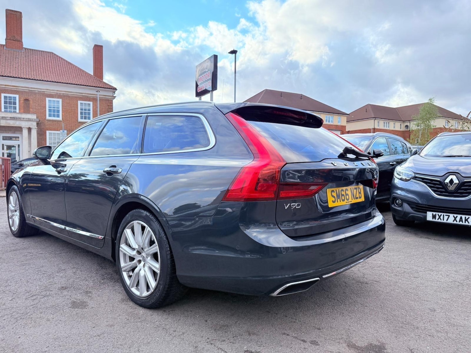Used Volvo V90 2017 for sale - 76988513: Photo 15