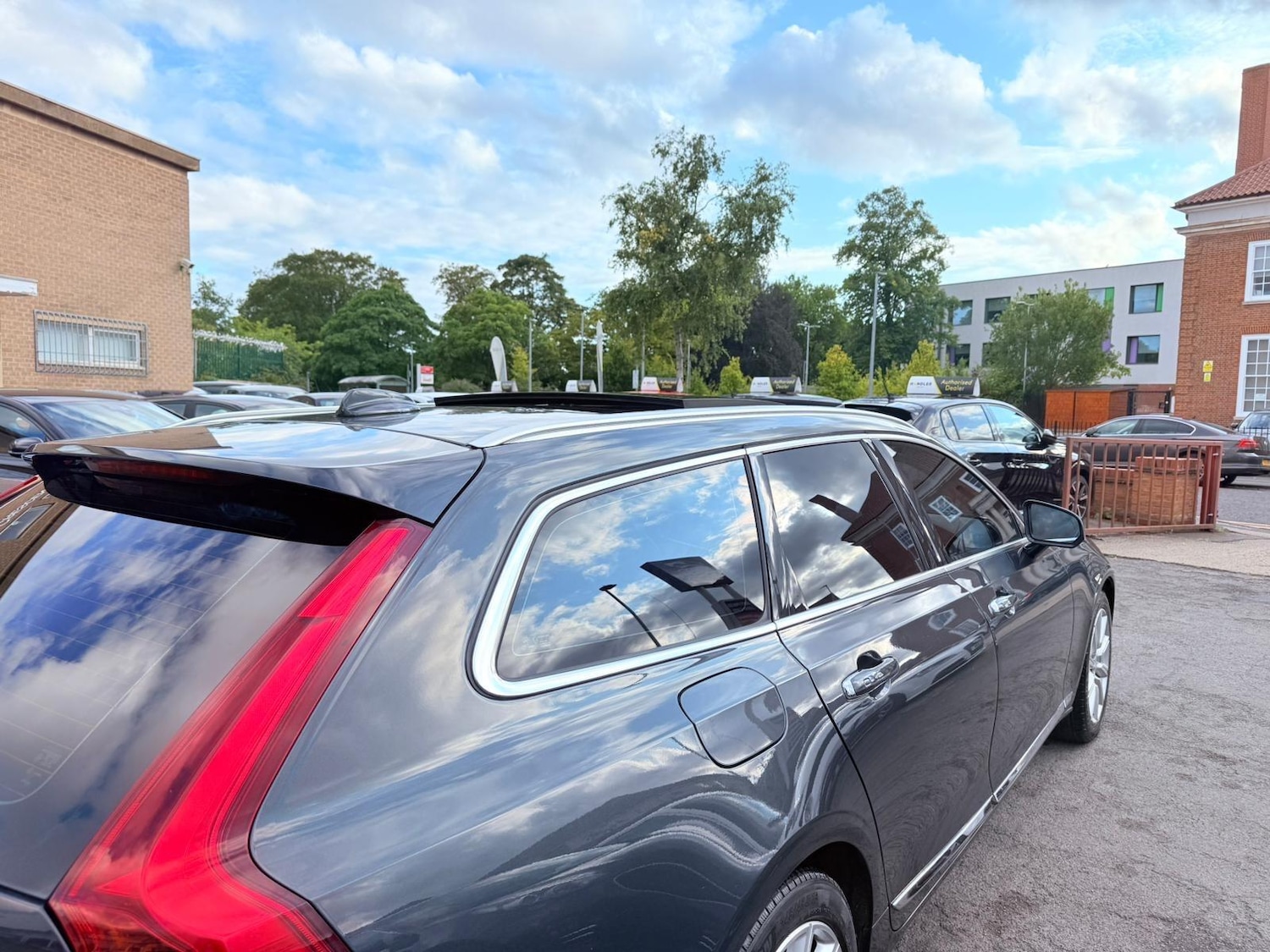 Used Volvo V90 2017 for sale - 76988513: Photo 23