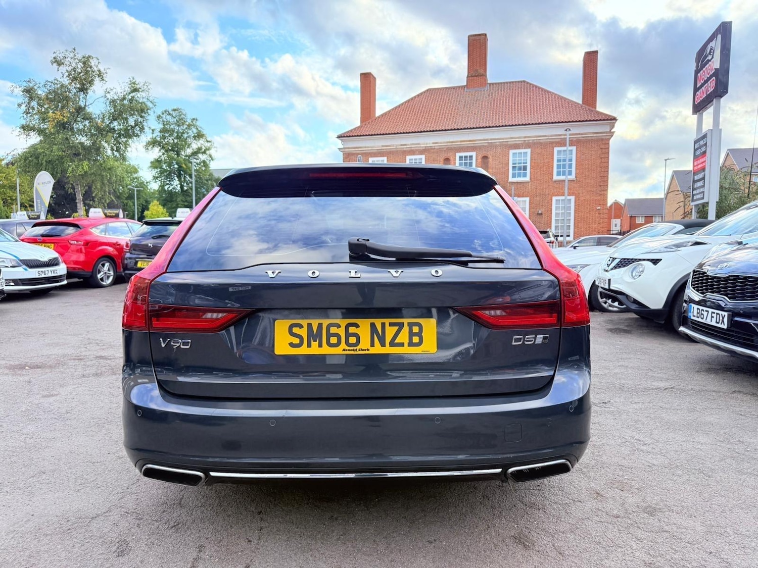 Used Volvo V90 2017 for sale - 76988513: Photo 6