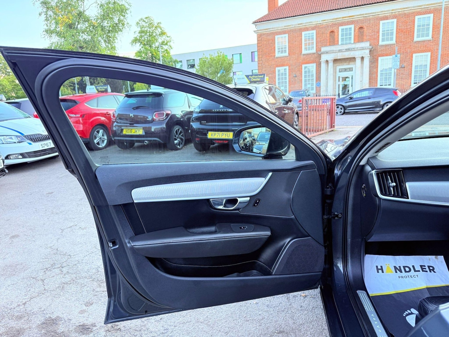 Used Volvo V90 2017 for sale - 76988513: Photo 61