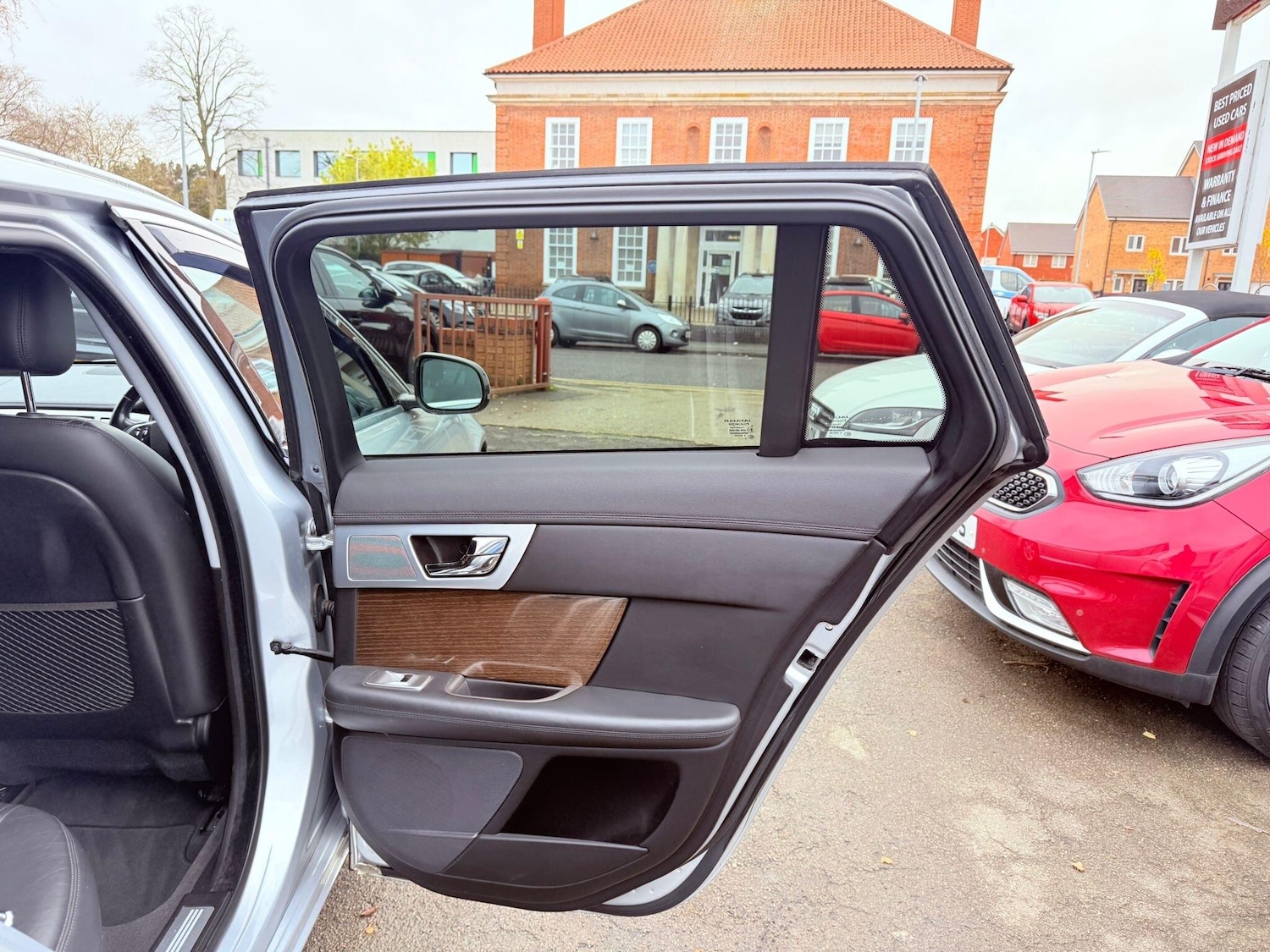 Used Jaguar XF for sale - 76728321: Photo 40