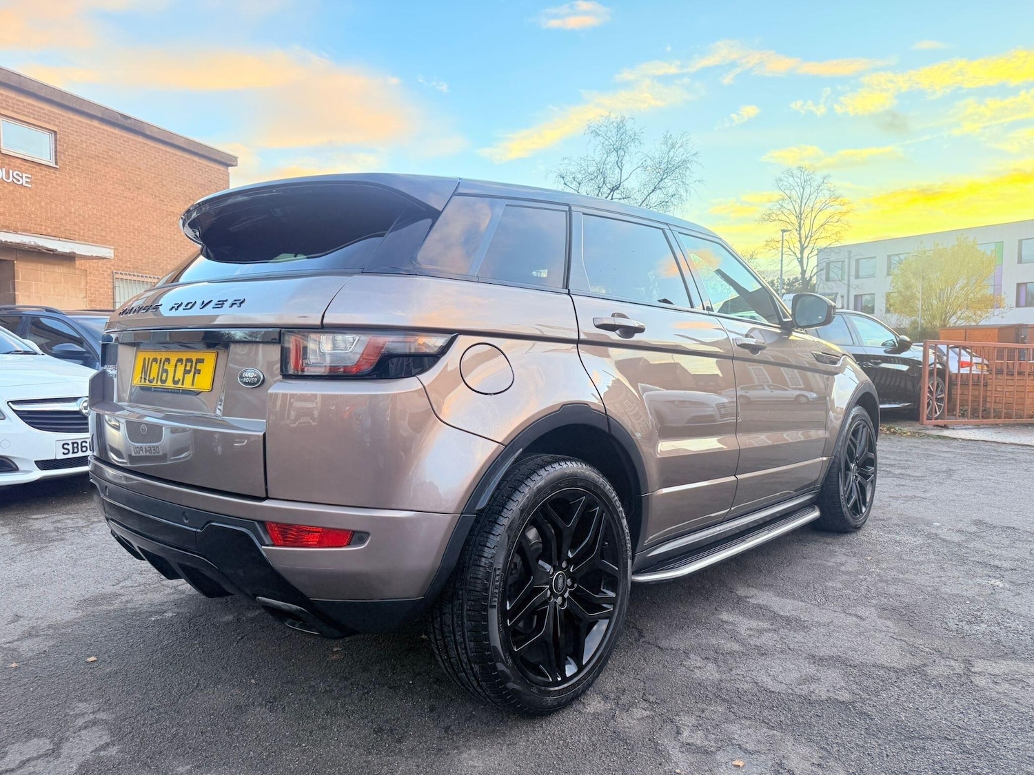 Used Land Rover Range Rover Evoque 2016 for sale - 76850060: Photo 16