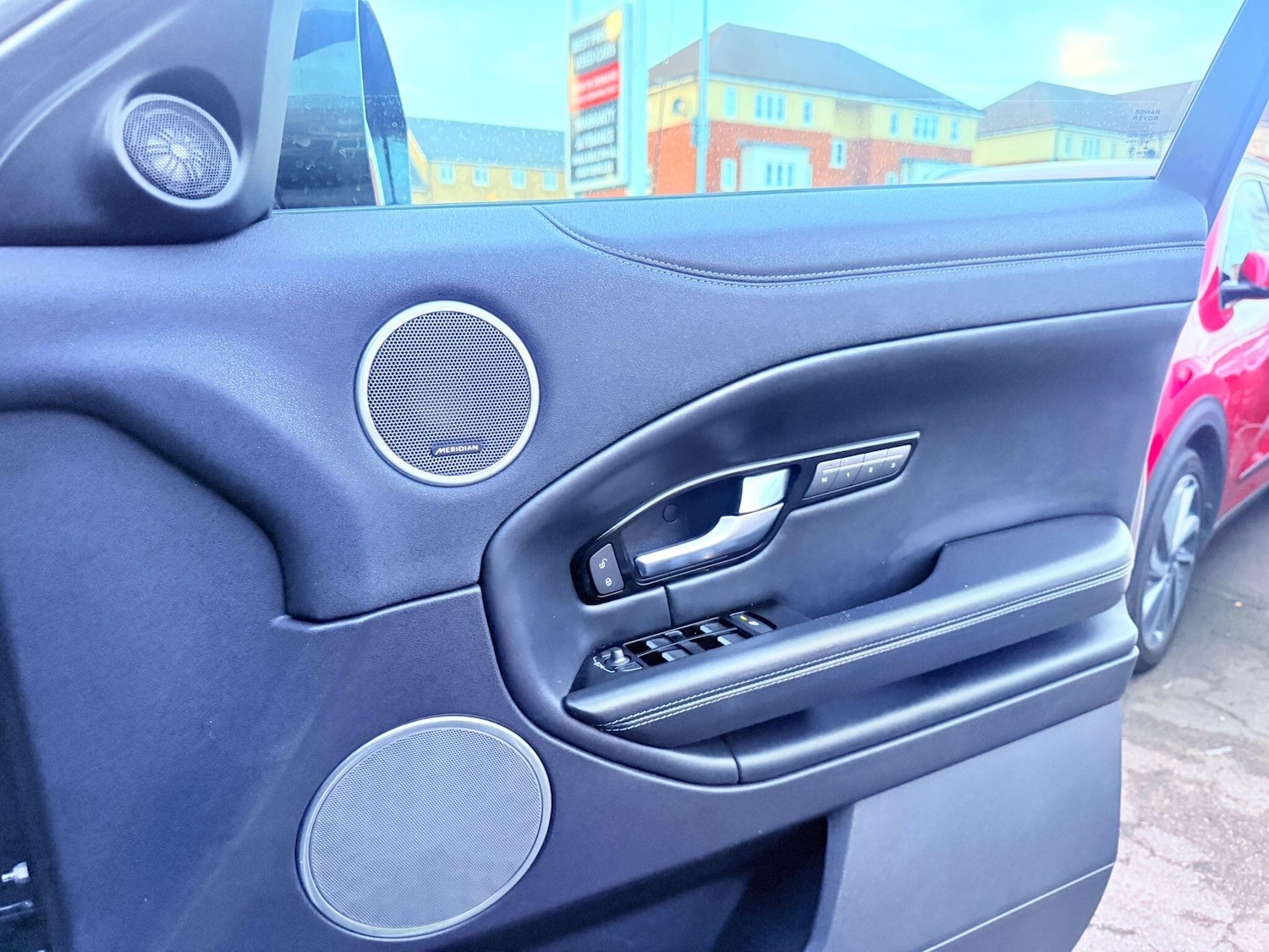 Used Land Rover Range Rover Evoque 2016 for sale - 76850060: Photo 40