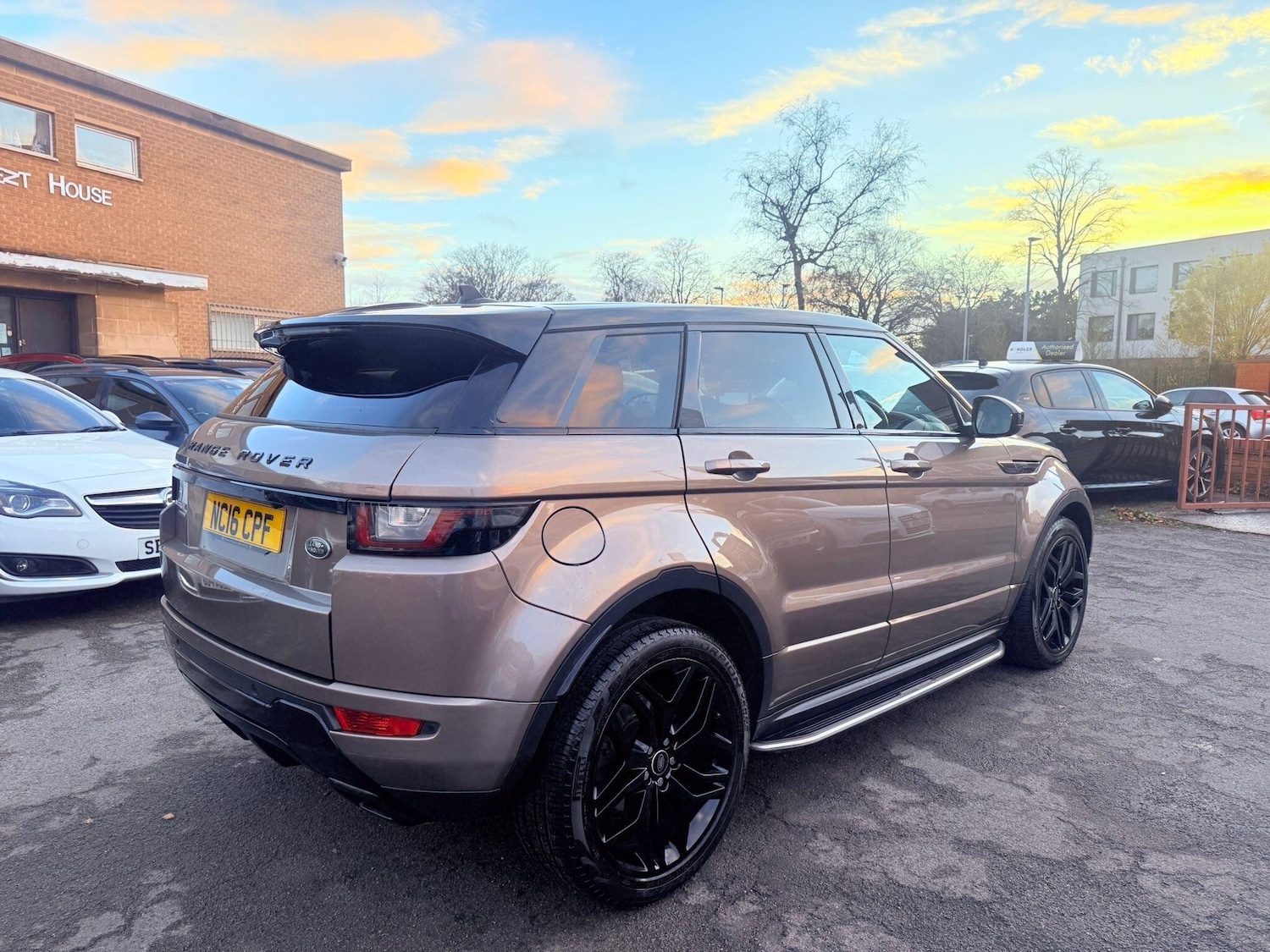 Used Land Rover Range Rover Evoque 2016 for sale - 76850060: Photo 5