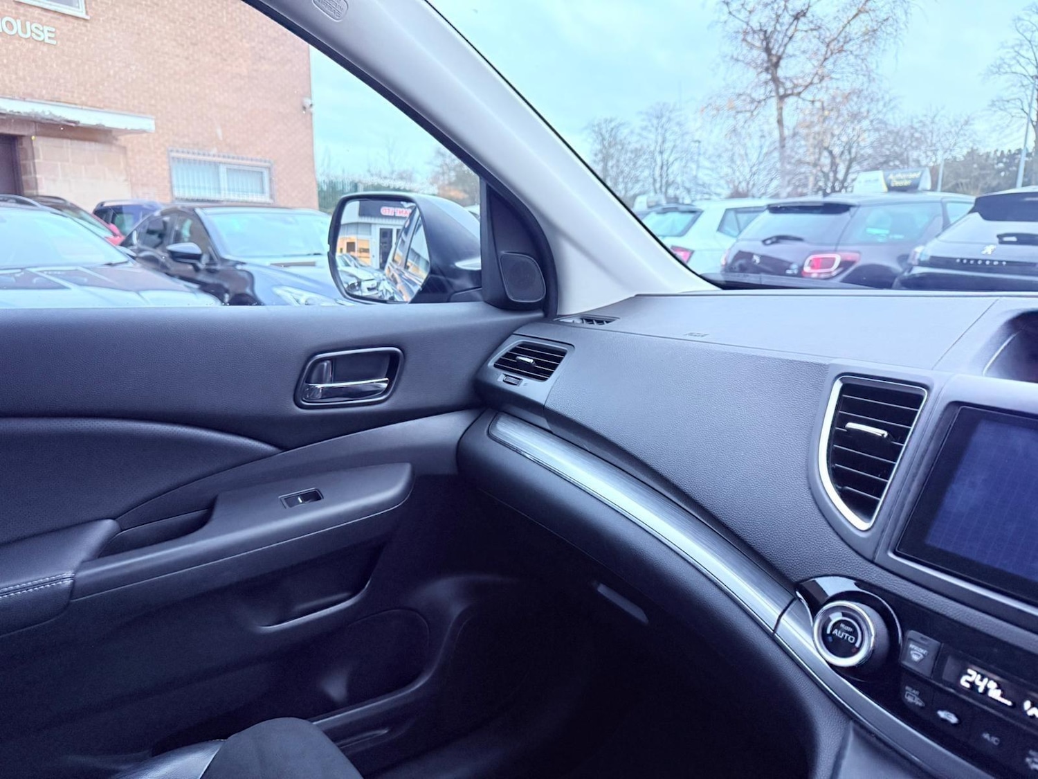 Used Honda CR-V 2015 for sale - 76728167: Photo 31