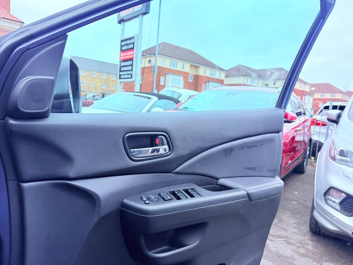 Used Honda CR-V 2015 for sale - 76728167: Photo 32