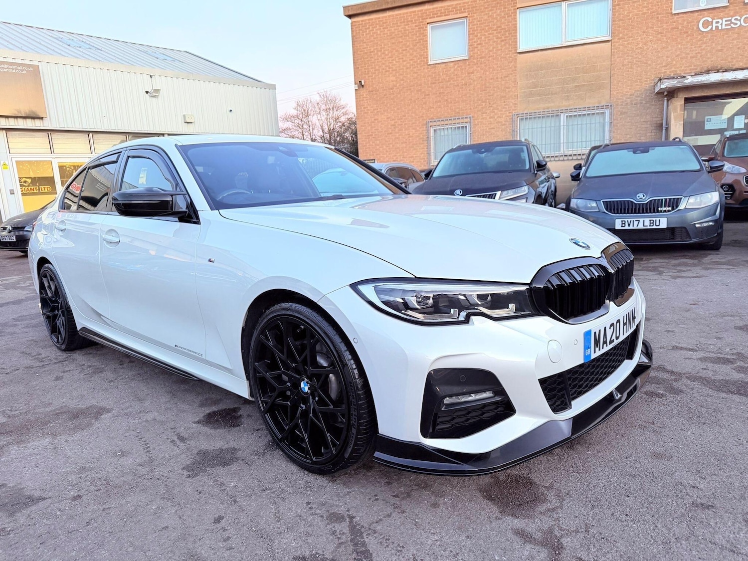 Used BMW 3 Series 2020 for sale - 77074038: Photo 2